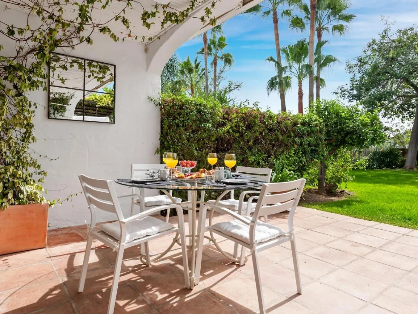 Preciosa Casa En Aloha Golf Villa Marbella 0*,  İspanya